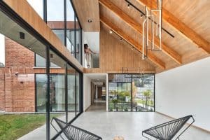 House Among Gardens / TEC Taller EC