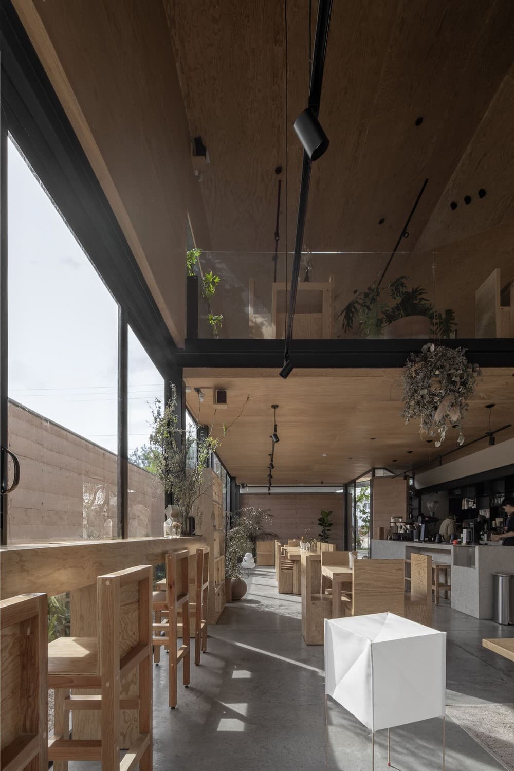 Monman Café / LM Arkylab