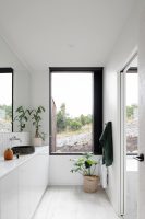 Darkwood Residence / Cumulus Studio