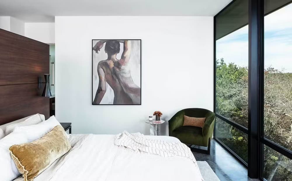 bedroom, Dick Clark + Associates