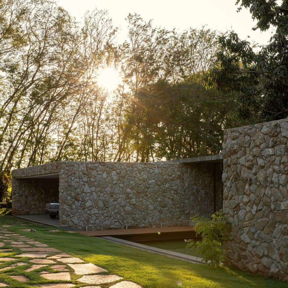 Uberlândia Lake House / mf+arquitetos