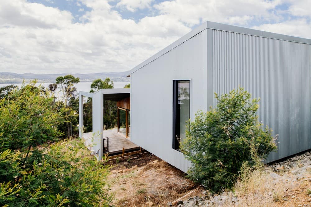 Darkwood Residence / Cumulus Studio