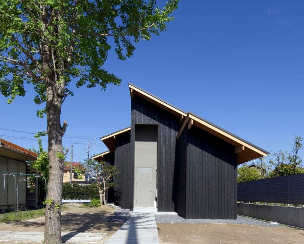 House in Hantsuki / Katsutoshi Sasaki + Associates