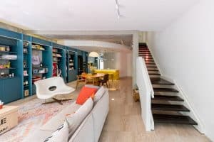 Colours of My Life Apartment / WY-TO architects