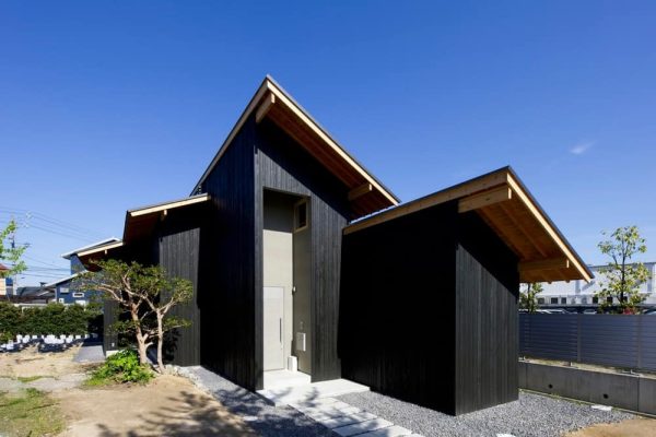 House in Hantsuki / Katsutoshi Sasaki + Associates