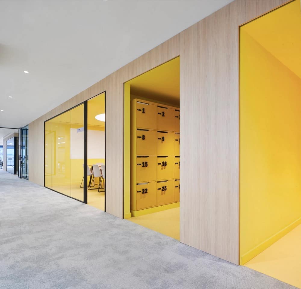 Caixabank Offices / Miriam Barrio Studio