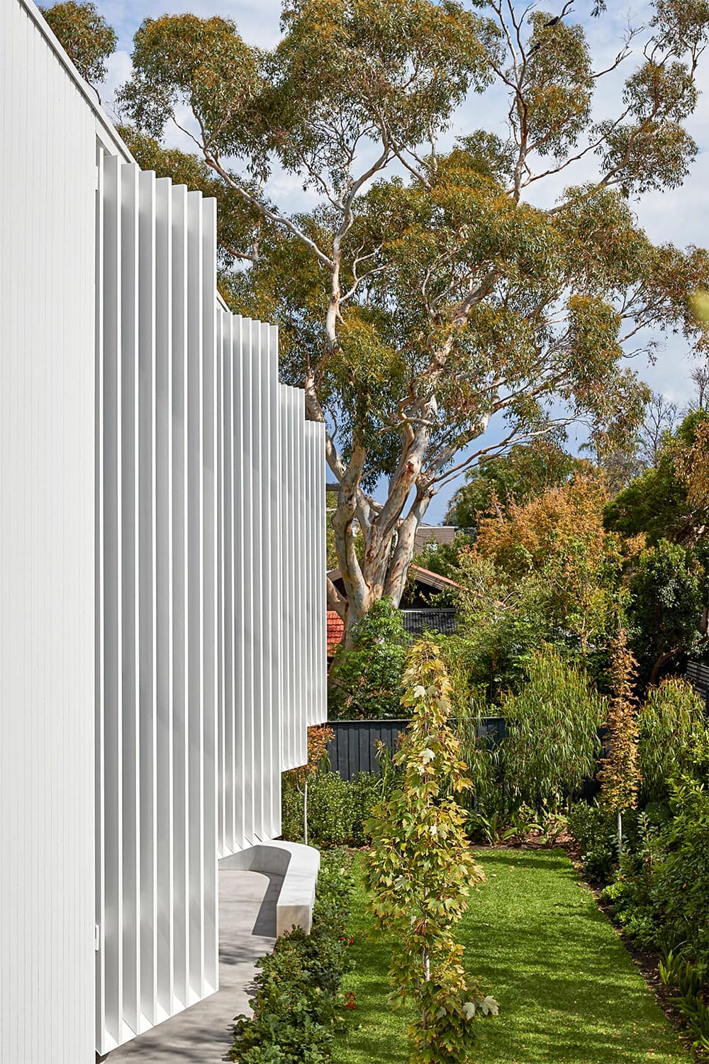 Long Garden House / Bower Architecture