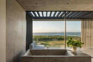 Southampton Oceanfront House / BMA Architects