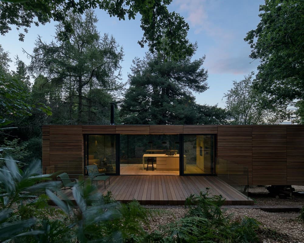 Looking Glass Lodge / Michael Kendrick Architects