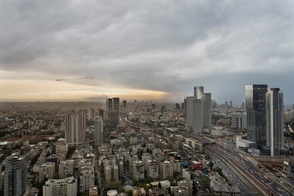 Skyline Loft TLV / Henkin Shavit Design Studio