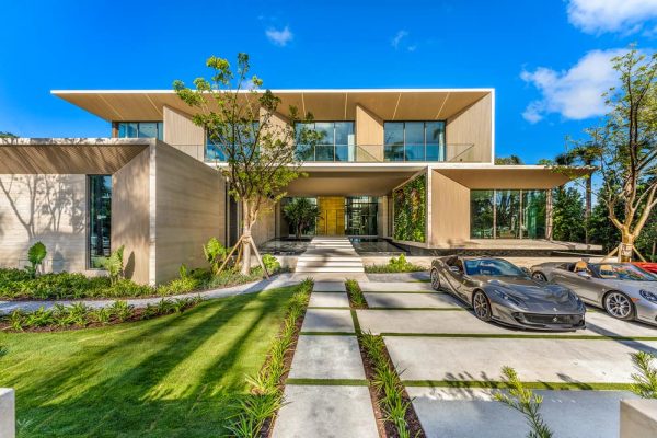 La Gorce Island Home Designed by Choeff Levy Fischman