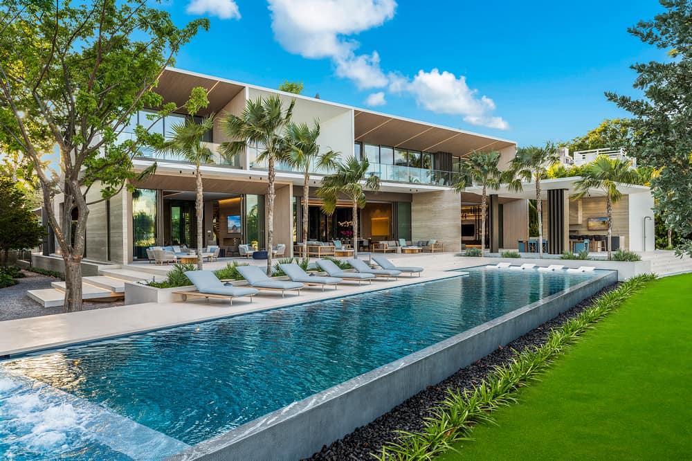 La Gorce Island Home Designed by Choeff Levy Fischman