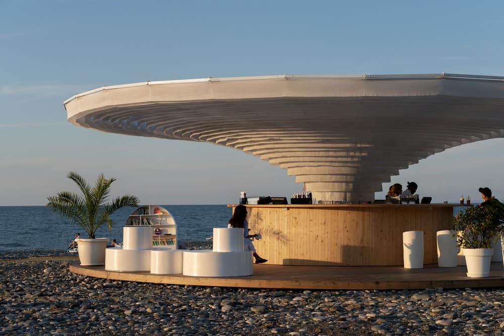 Meama Collect Beach Bar / Khmaladze Architects