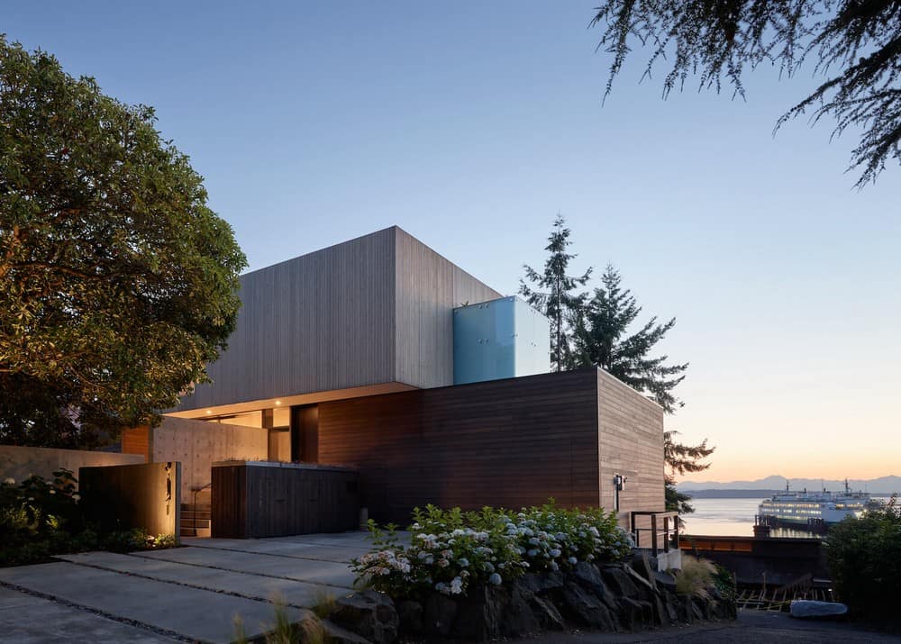 Fauntleroy Residence / Heliotrope Architects