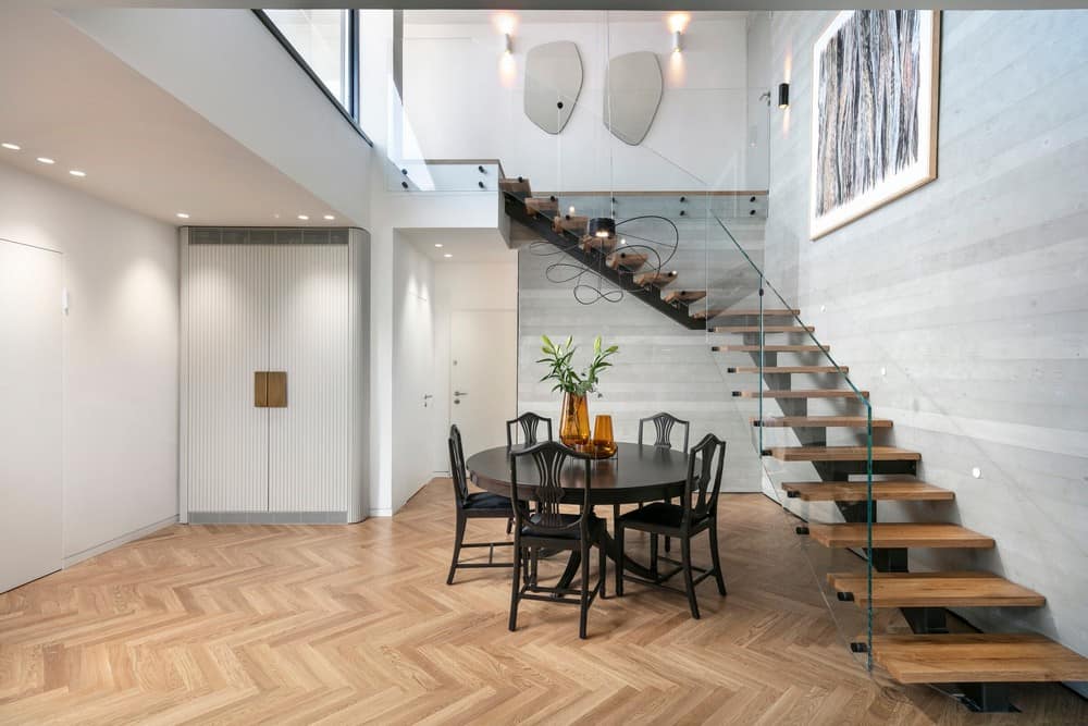 stairs, dining area