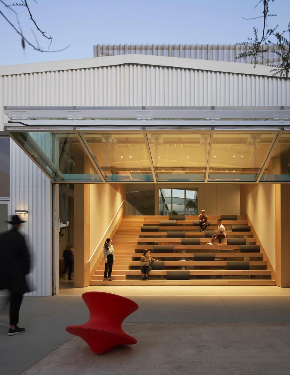 Headspace Santa Monica Campus / Montalba Architects