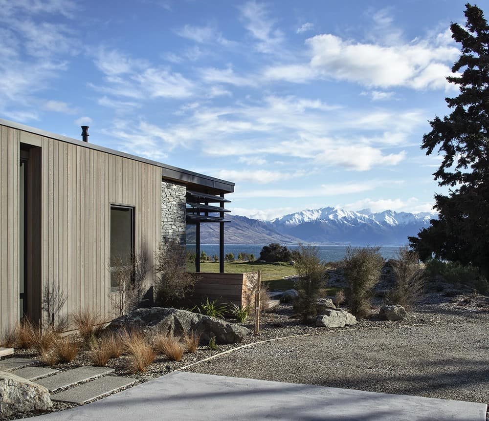 Lake Hāwea House / Condon Scott Architects