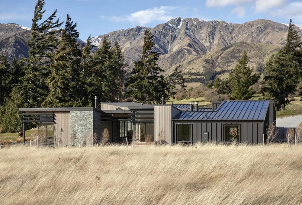 Lake Hāwea House / Condon Scott Architects