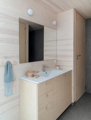Trippel Hytte / Mork-Ulnes Architects