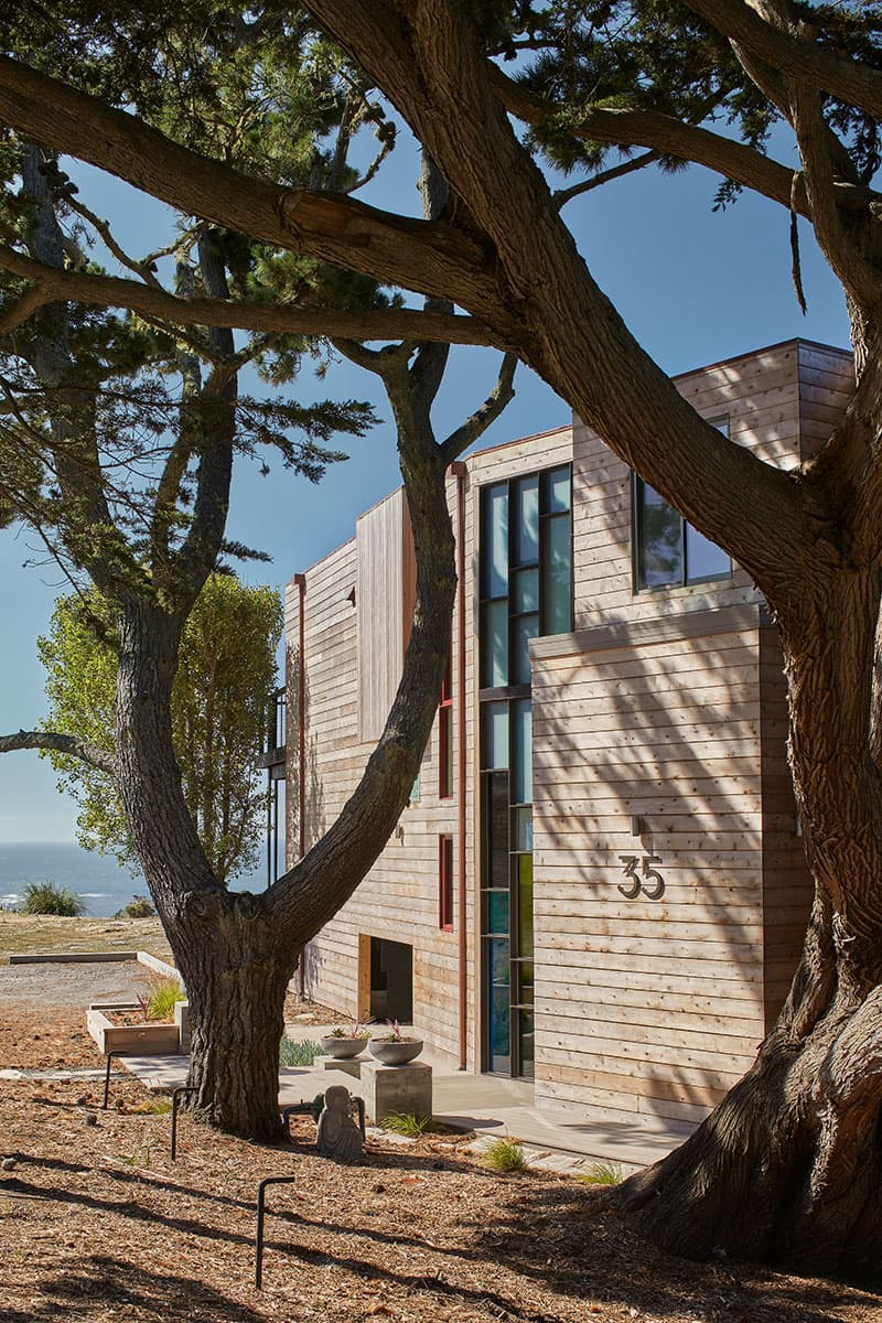 Bolinas Beachside Getaway / Levy Art + Architecture