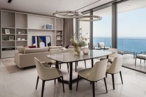 Seaside Vista Apartment / Bolshakova Interiors