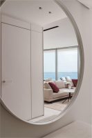 Seaside Vista Apartment / Bolshakova Interiors