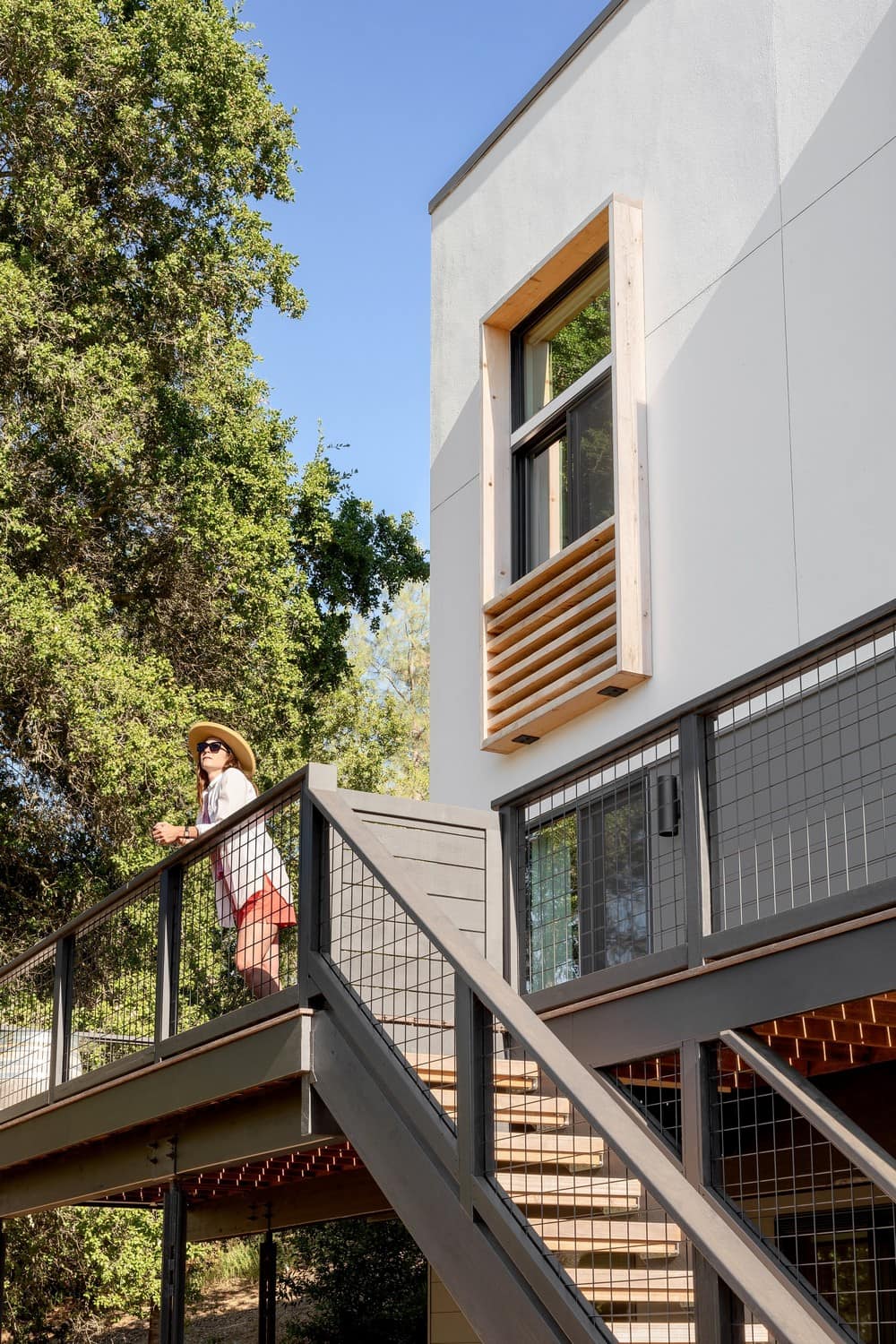 Healdsburg Hillside Hang House / Zinni Architecture