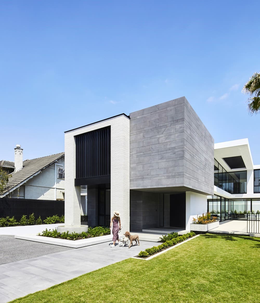 Mulgoa House / Mckimm