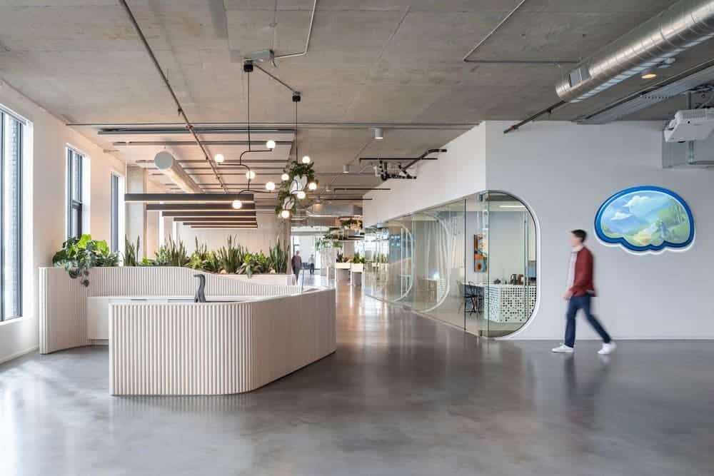 Brainium Studios Workplace / Hacker Architects