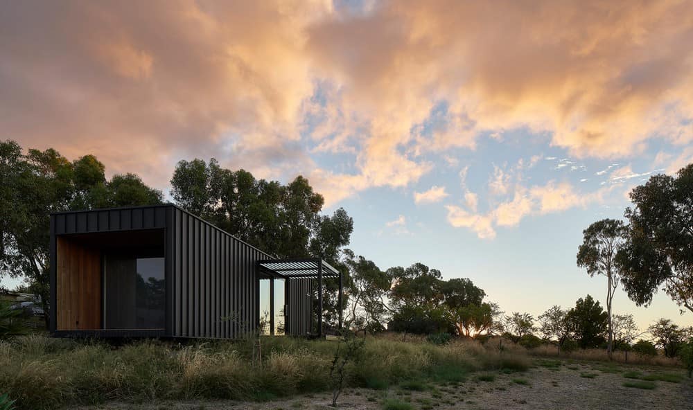 Blewitt Springs Retreat / Das Studio