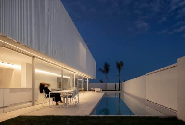 Piera House / Fran Silvestre Arquitectos