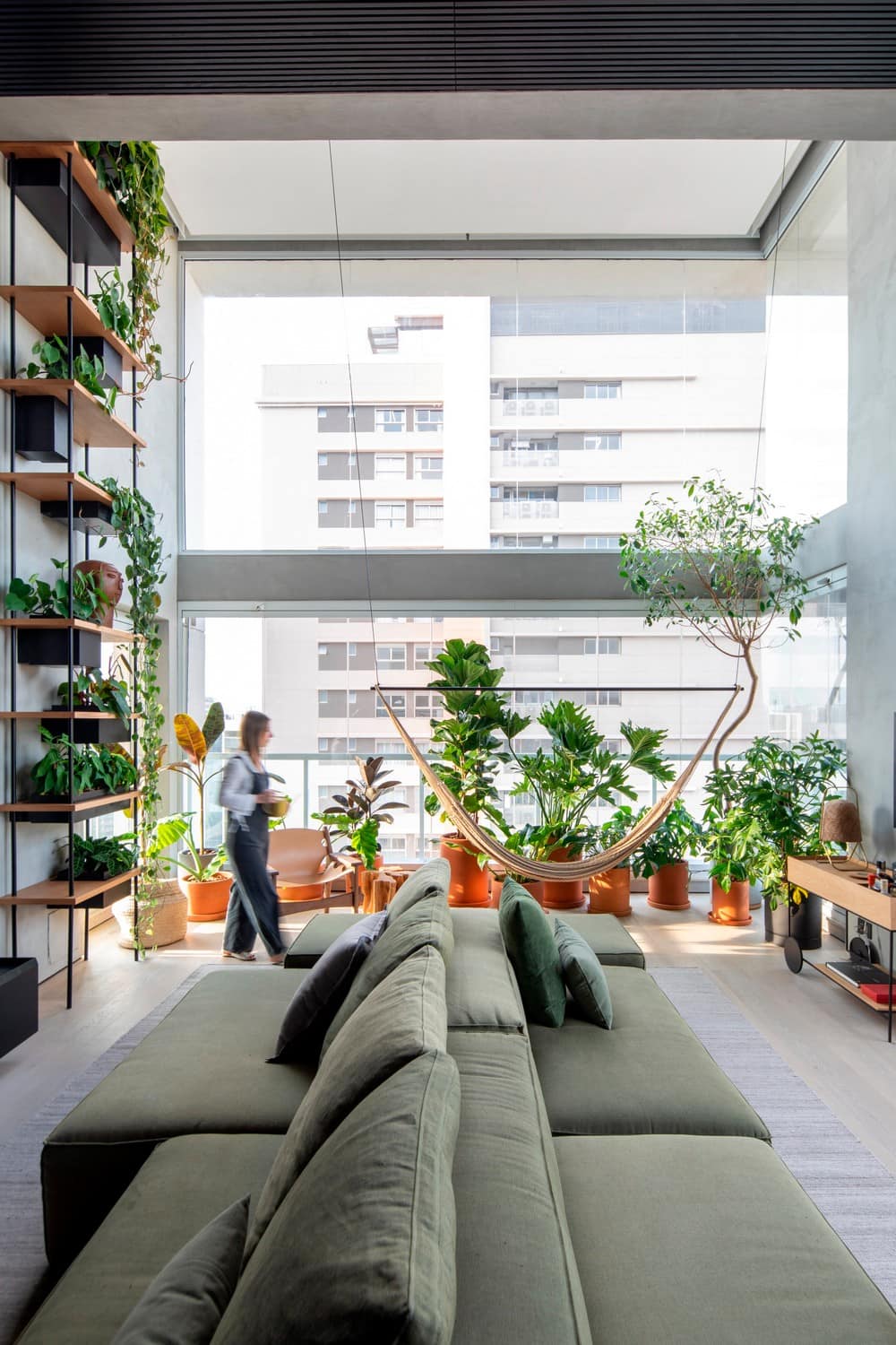 NCC Apartment / David Ito Arquitetura