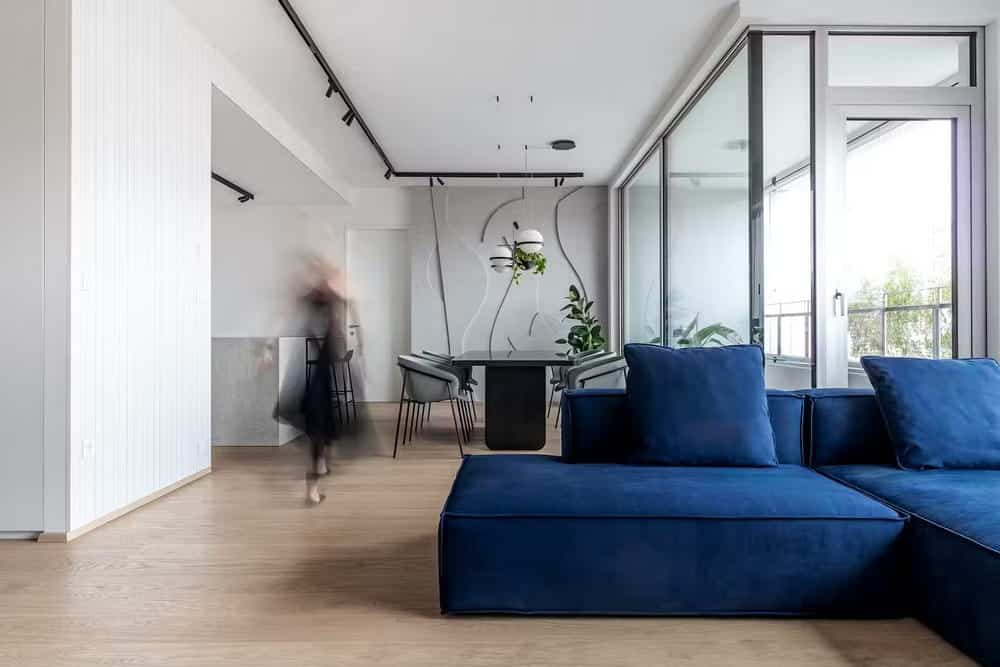 Apartment Central / Vivijana Zorman