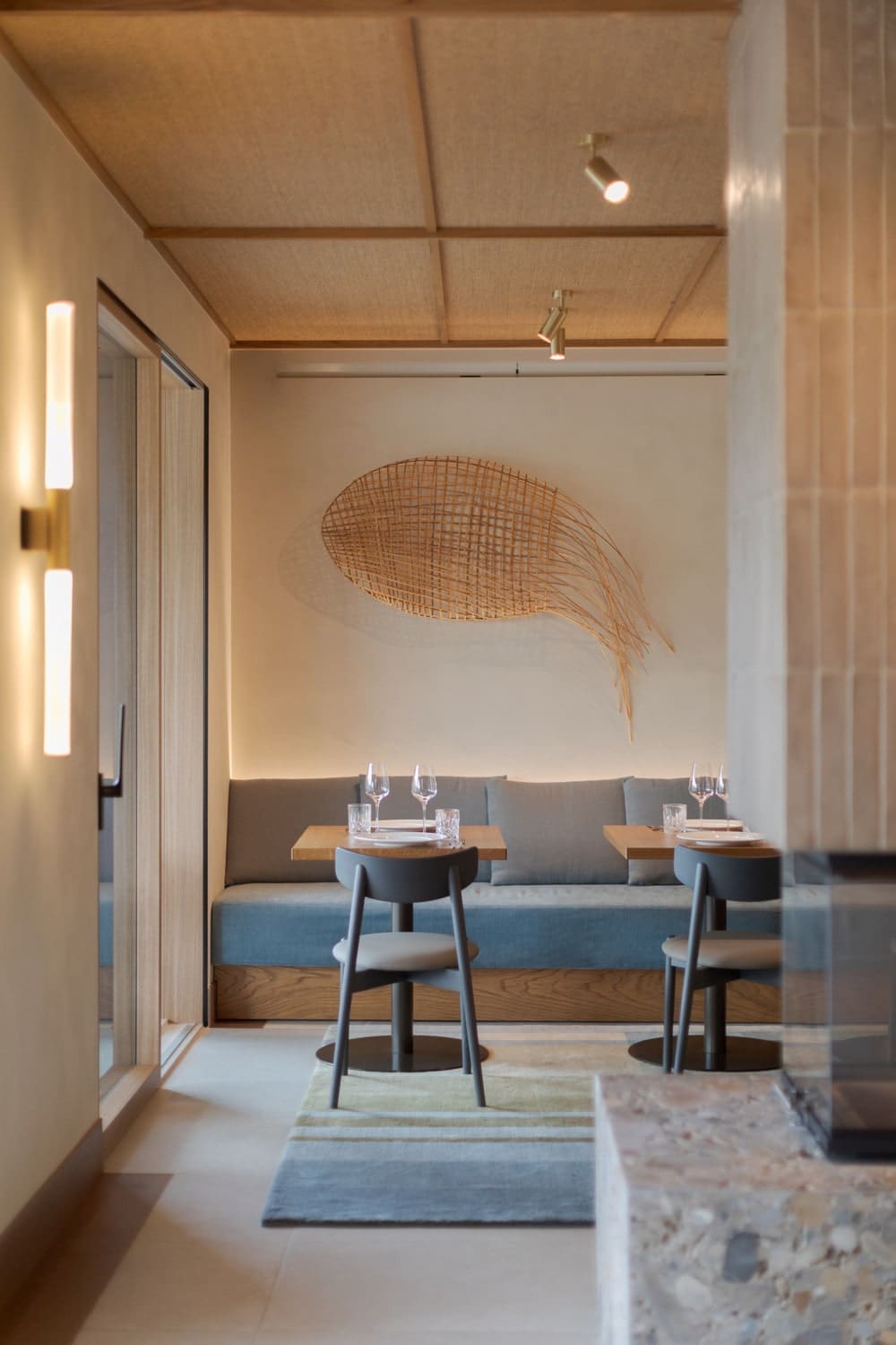 Marcandole Restaurant / Visual Display