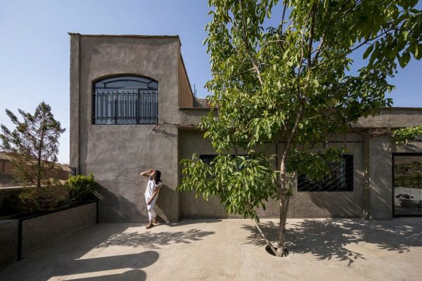 Undone House / Babak Abnar