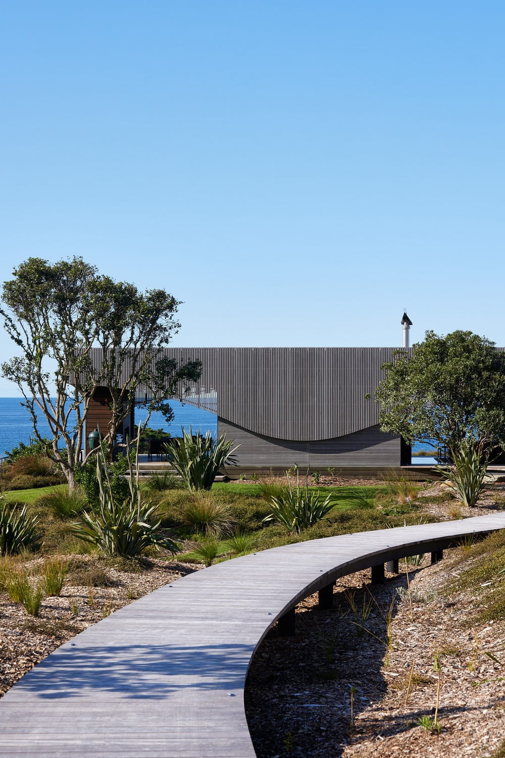 Dune Coast House / Herbst Architects