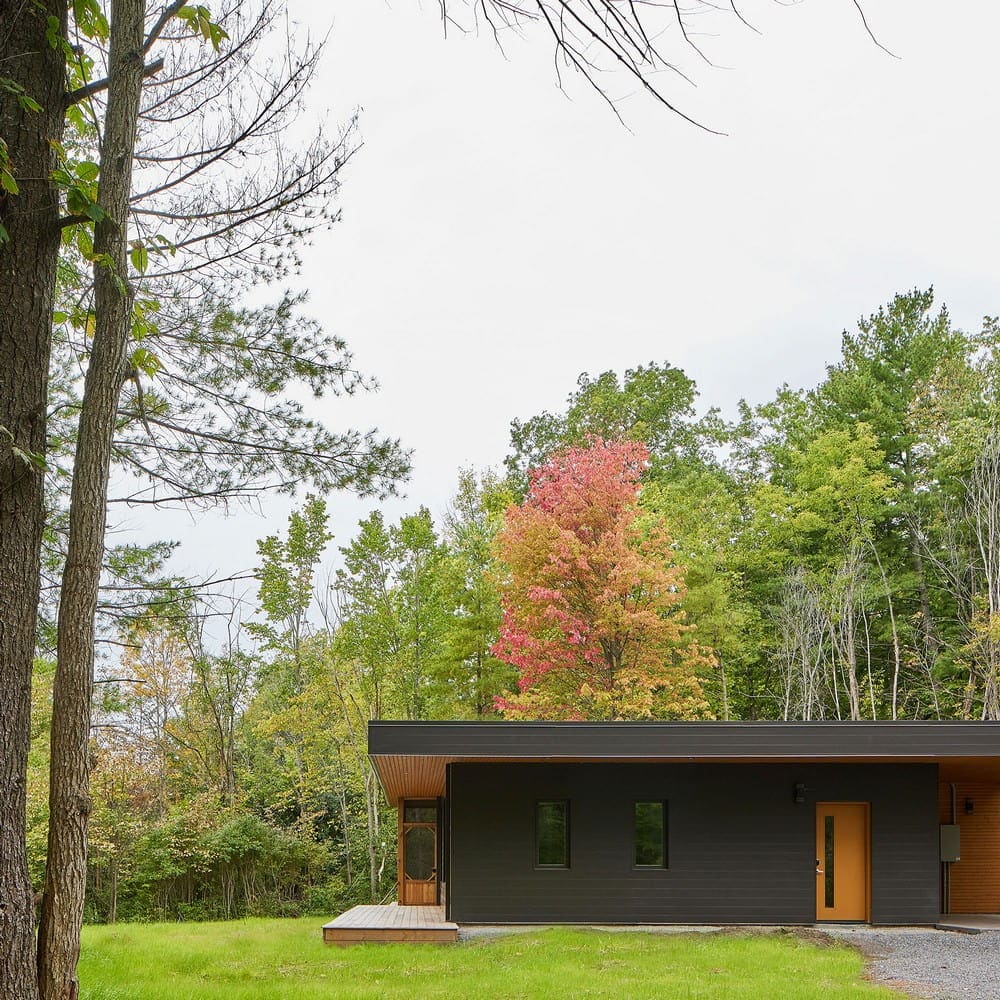 Lakeside Guest House - Frontenac West / Solares Architecture