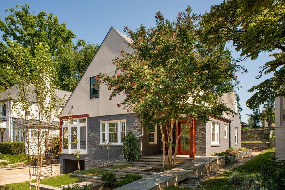 Saltbox House / Gardner Architects