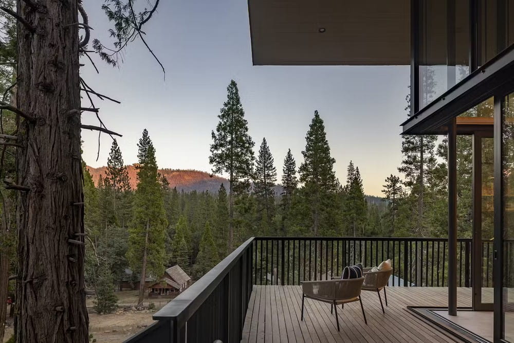 terrace, Wawona House