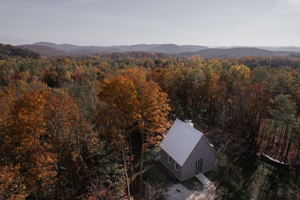 Kanata Cabin / Atelier L'Abri