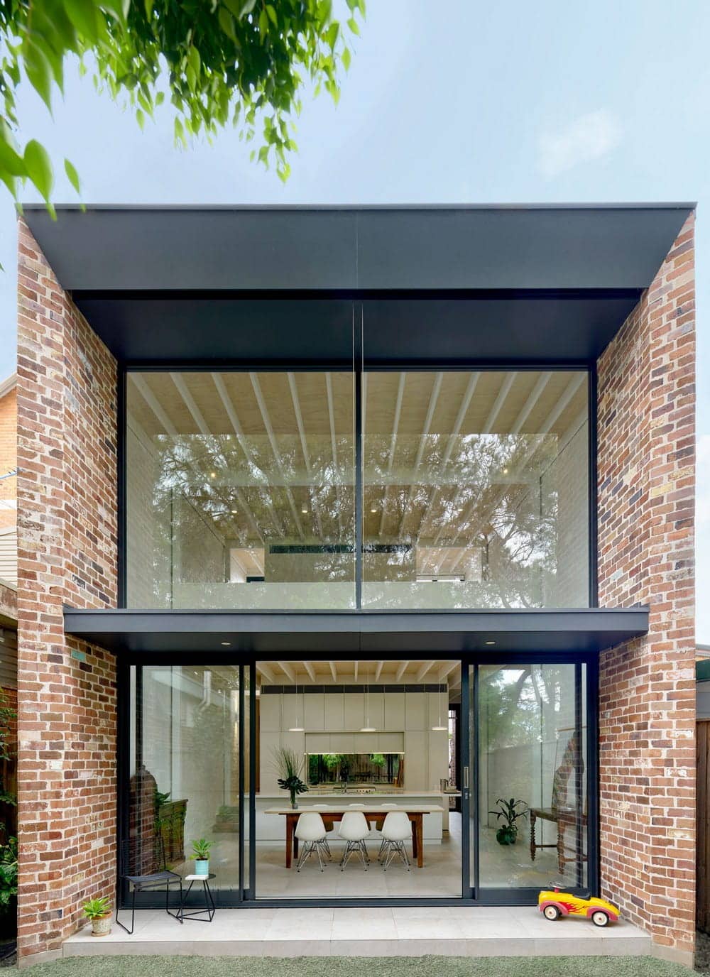 Brick Aperture House / Kreis Grennan Architecture