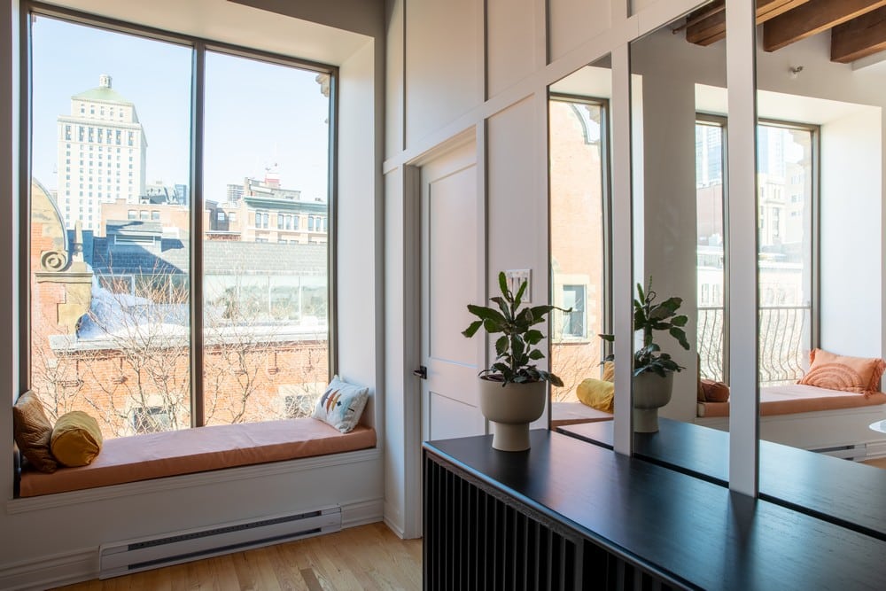 Foyer St Pierre Apartment / Indee Design