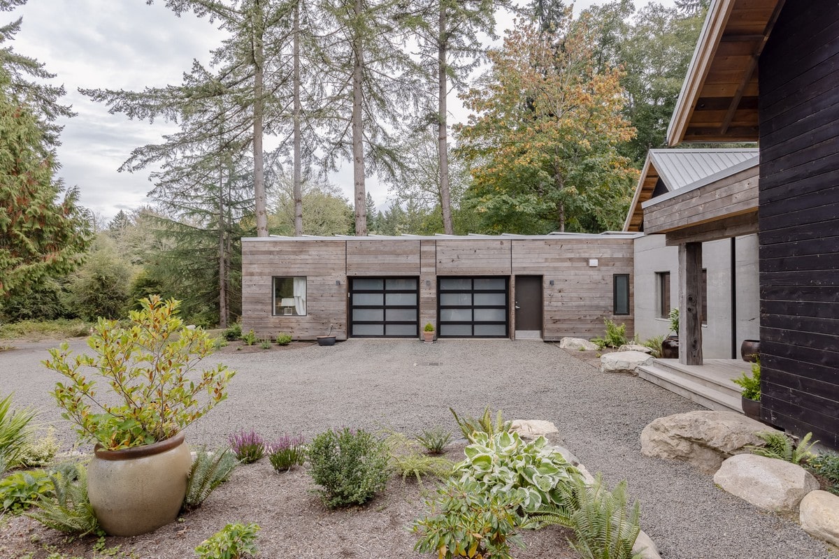 Silver Rock Residence / McLennan Design