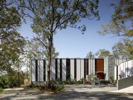 J&J Residence / Hogg and Lamb