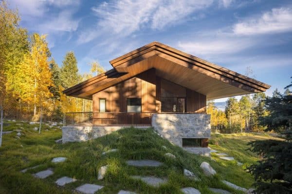 Teton Mountain House / Hacin + Associates