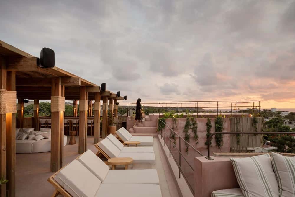 roof terrace