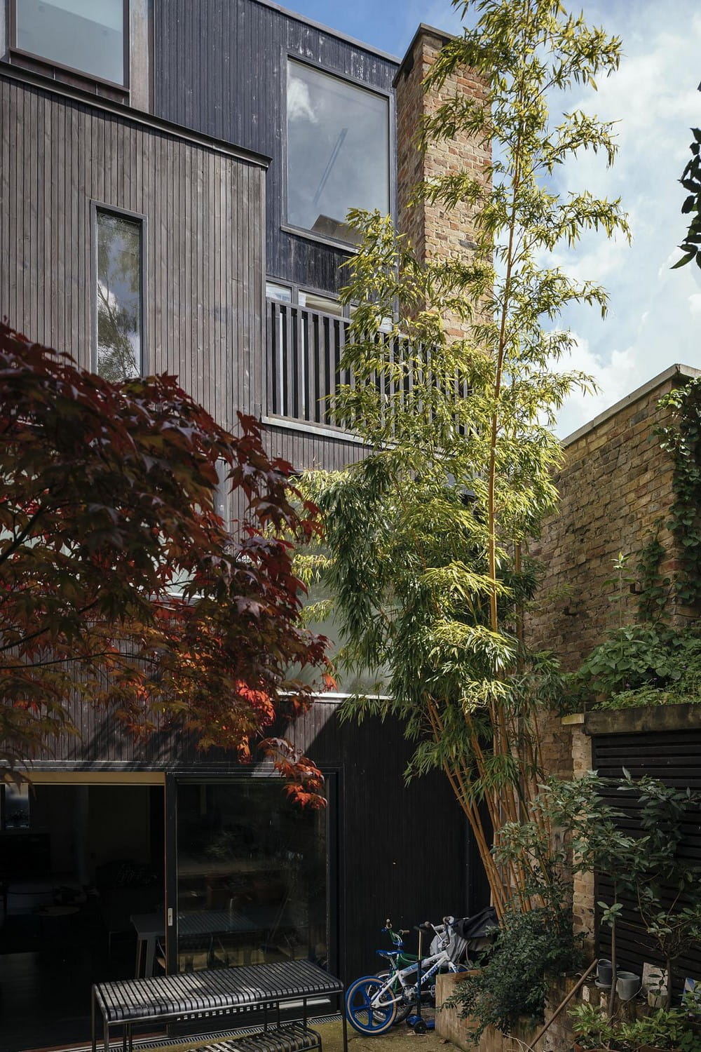 Larch Loft, North London / Whittaker Parsons