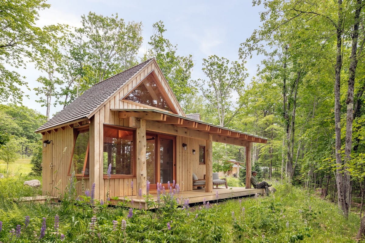 Pitches Among Pines Cabin / Kaplan Thompson Architects