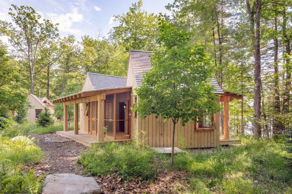 Pitches Among Pines Cabin / Kaplan Thompson Architects