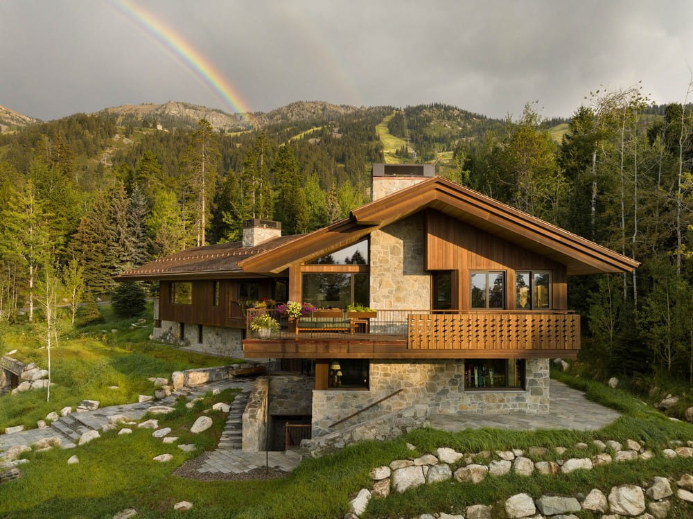 Teton Mountain House / Hacin + Associates